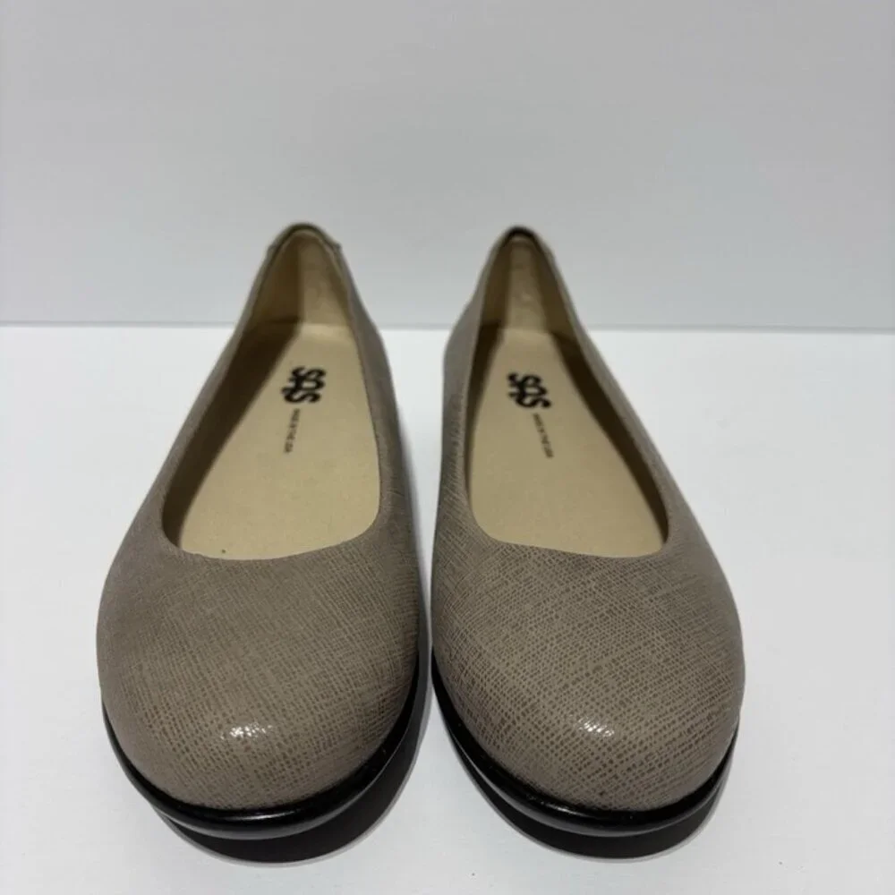 SAS Women’s Scenic Cap Toe Ballet Flats, Size 5 M